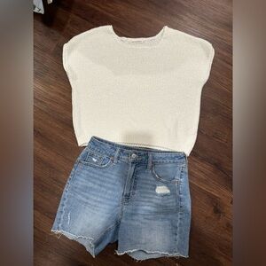 Moon & Madison Cream Knit Top